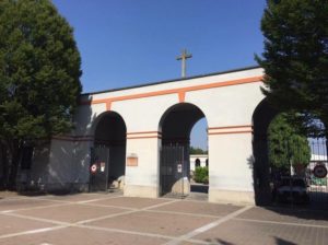 Ordinanza di esumazione ordinaria nel cimitero di Garbagnate