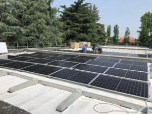 Impianto fotovoltaico sul tetto della Scuola Morante